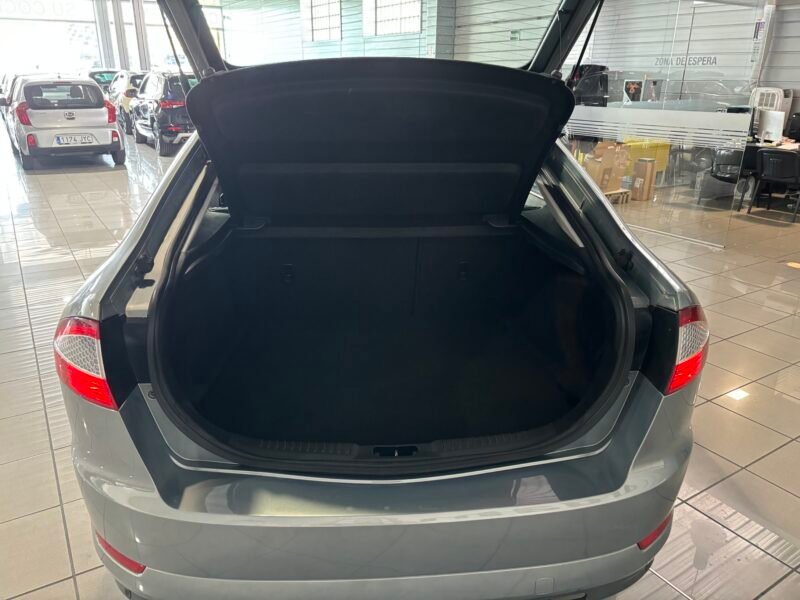 FORD MONDEO 2.0 TDCI GHIA AUTO