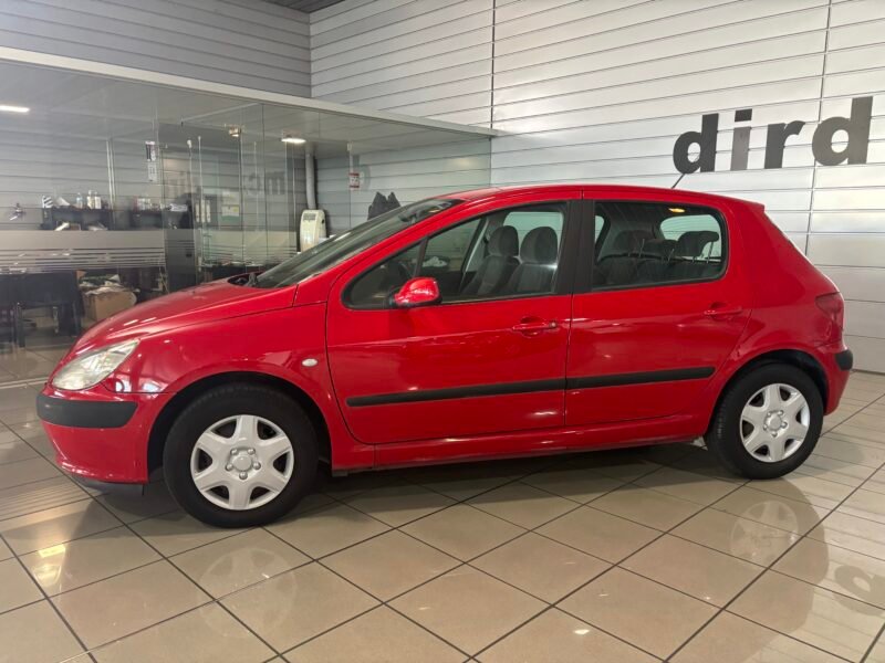 PEUGEOT 307 1.6 XT