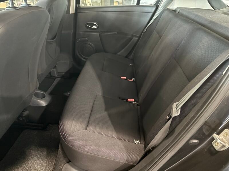 RENAULT Clio 1.2 75CV