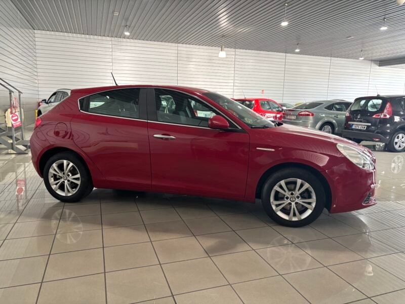 ALFA ROMEO GIULIETTA 1.6 JTDM