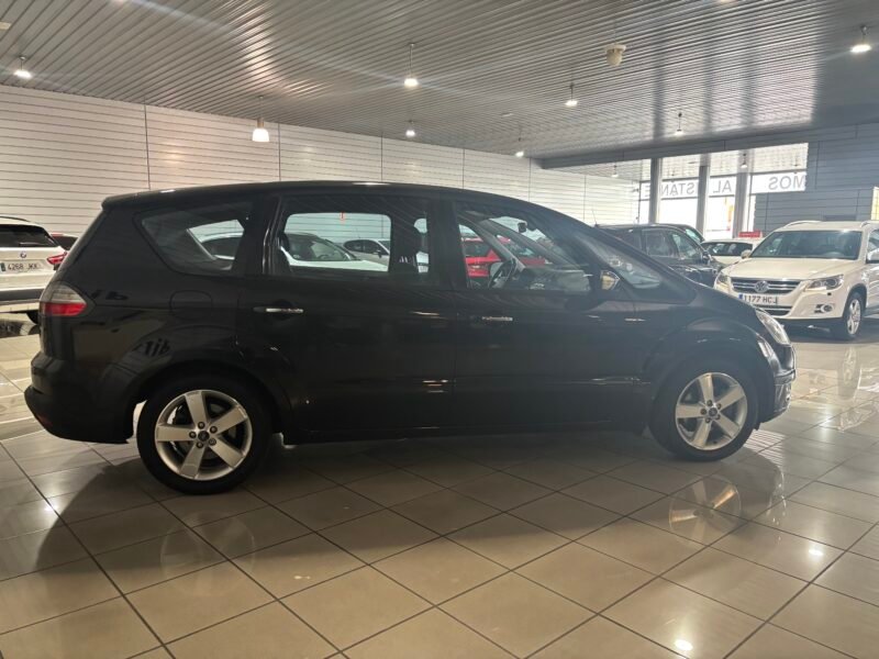 FORD SMAX 2.0 TDCI TITANIUM