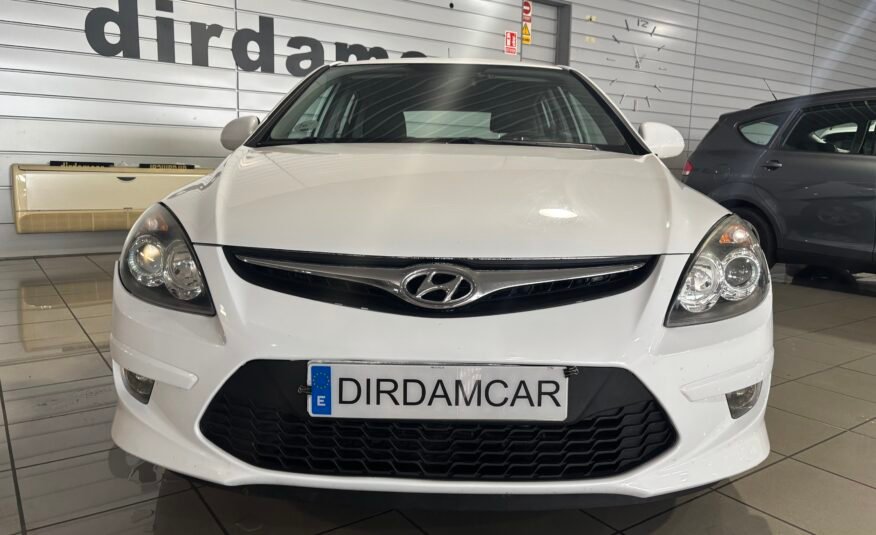 HYUNDAI i30 1.6 CRDI