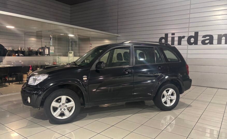 TOYOTA RAV4 2.0 D4D SOL