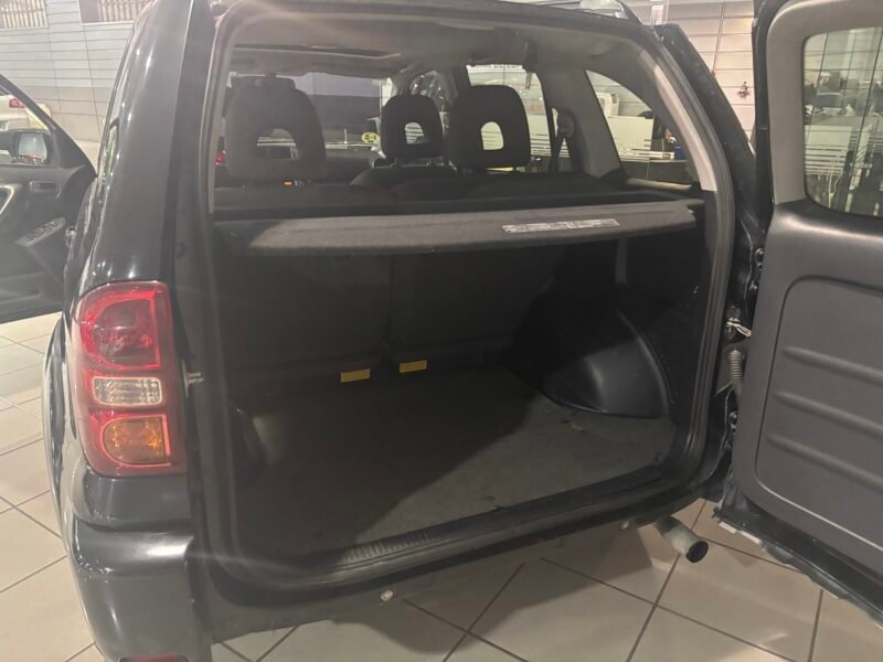 TOYOTA RAV4 2.0 D4D SOL