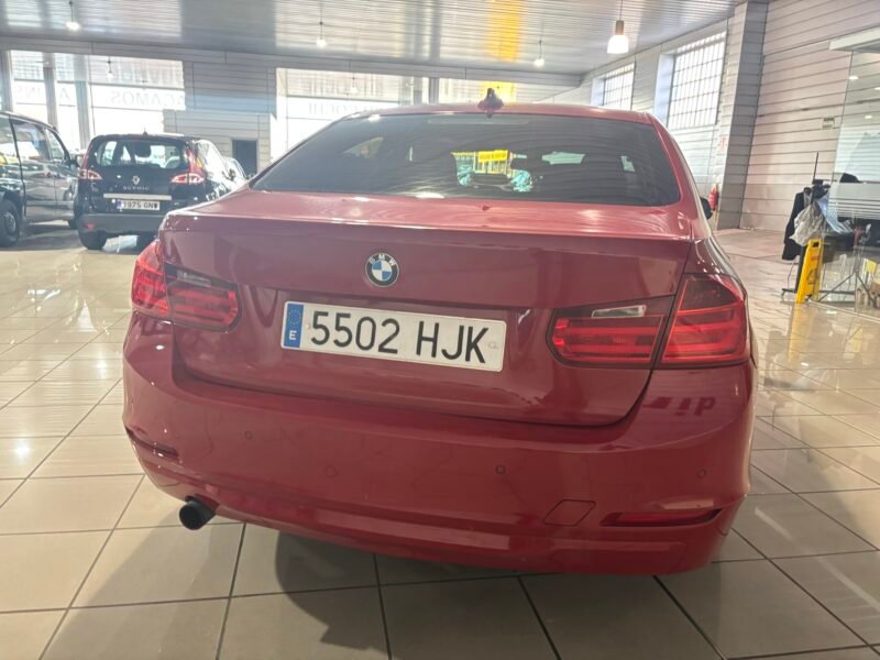 BMW Serie 3 320D SPORT