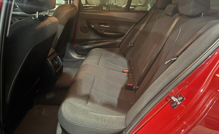BMW Serie 3 320D SPORT