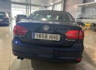 VOLKSWAGEN JETTA 2.0 TDI SPORT