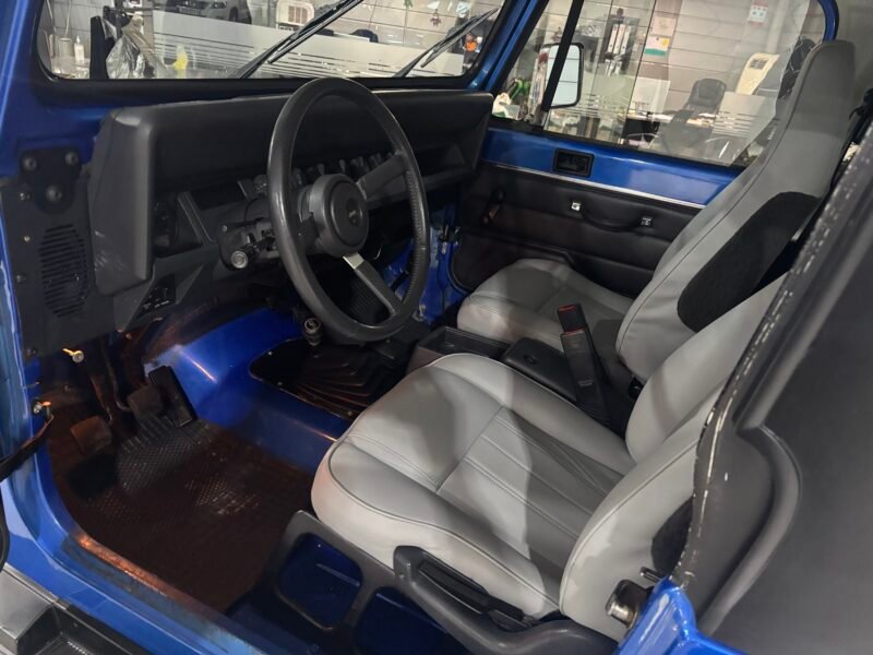 JEEP WRANGLER 2.5 HARD TOP