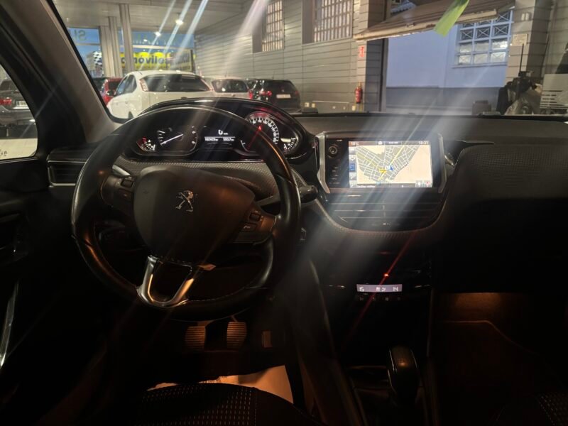 PEUGEOT 208 1.6 HDI SS ALLURE