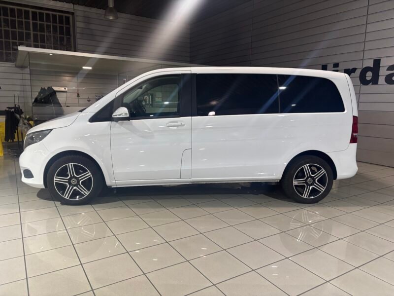 MERCEDES-BENZ CLASE V 220CDI