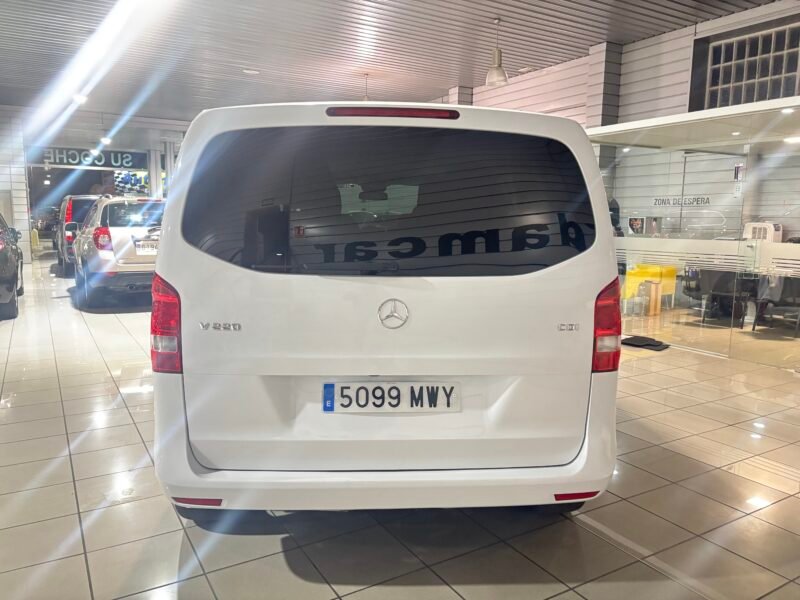 MERCEDES-BENZ CLASE V 220CDI