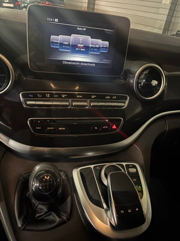 MERCEDES-BENZ CLASE V 220CDI