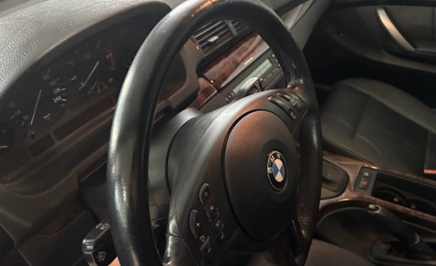 BMW X5 4.4I