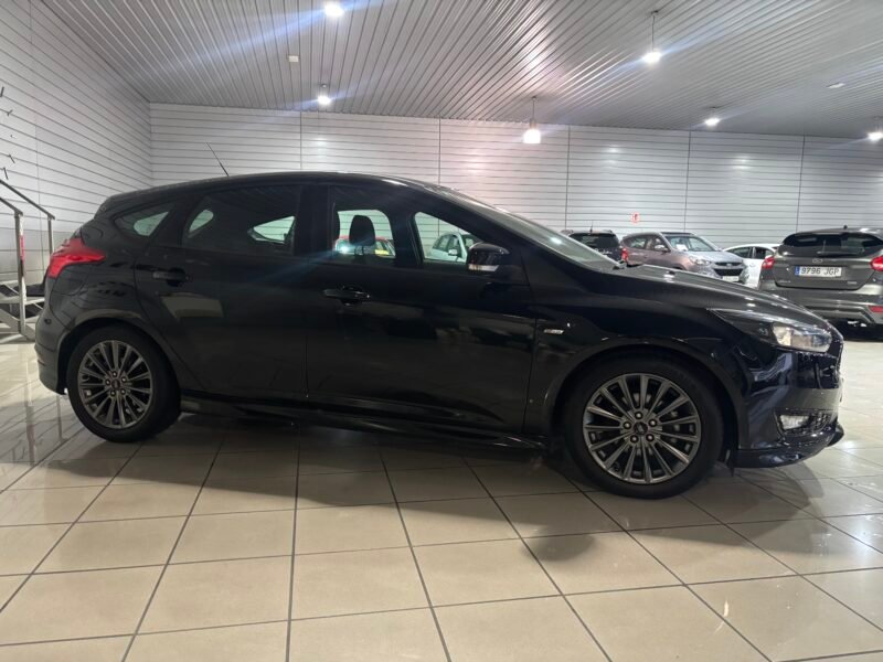 FORD Focus 1.5 TDCI 120CV ST LINE