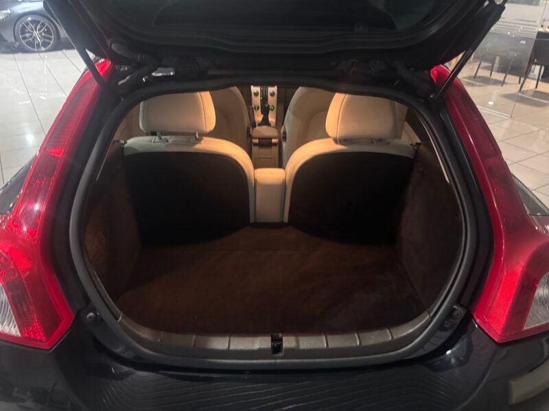 VOLVO C30 1.6D MOMENTUM