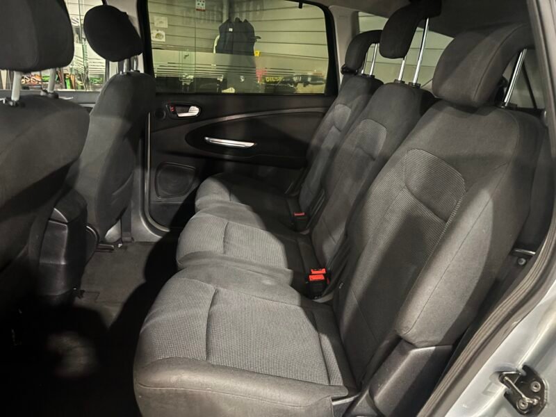 FORD SMAX 2.0TDI TITANIUM