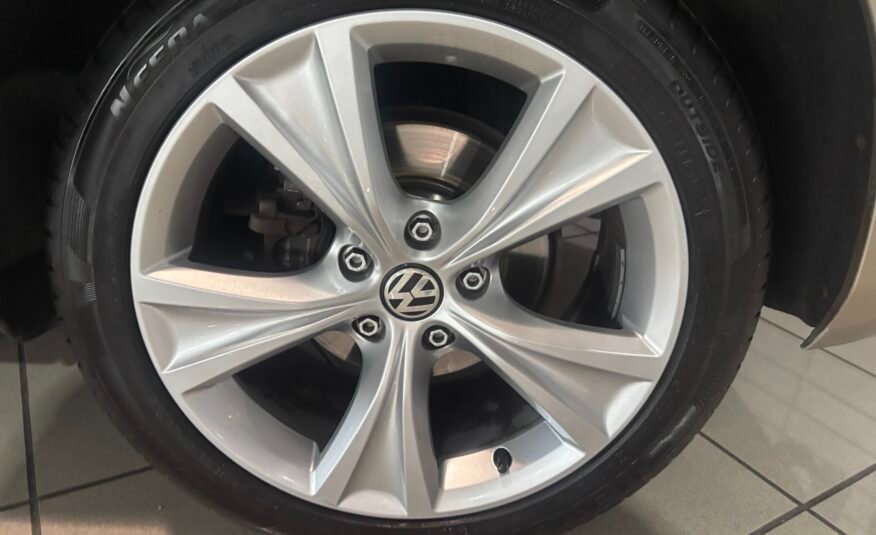 VOLKSWAGEN Touran 2.0 TDI 150CV DSG