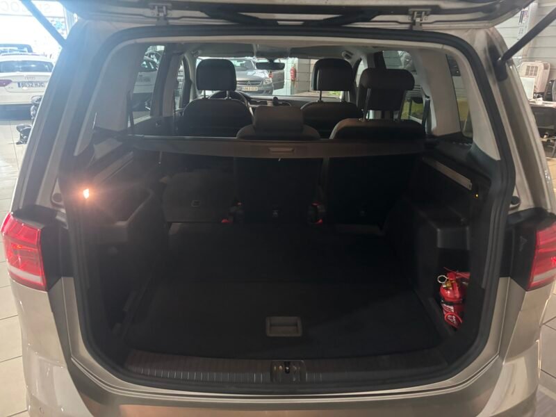 VOLKSWAGEN Touran 2.0 TDI 150CV DSG