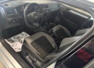 VOLKSWAGEN JETTA 1.6 TDI 105 SPORT