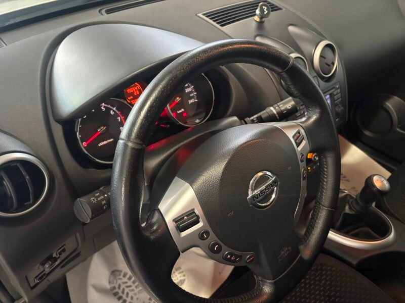 NISSAN QASHQAI 2.0 TEKNA SPORT