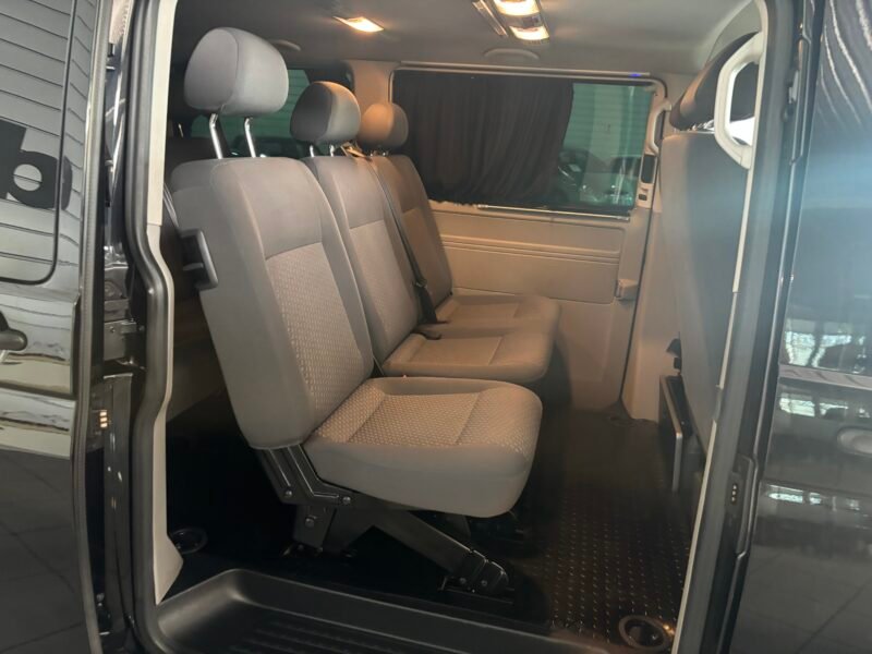 VOLKSWAGEN CARAVELLE 2.0 TDI