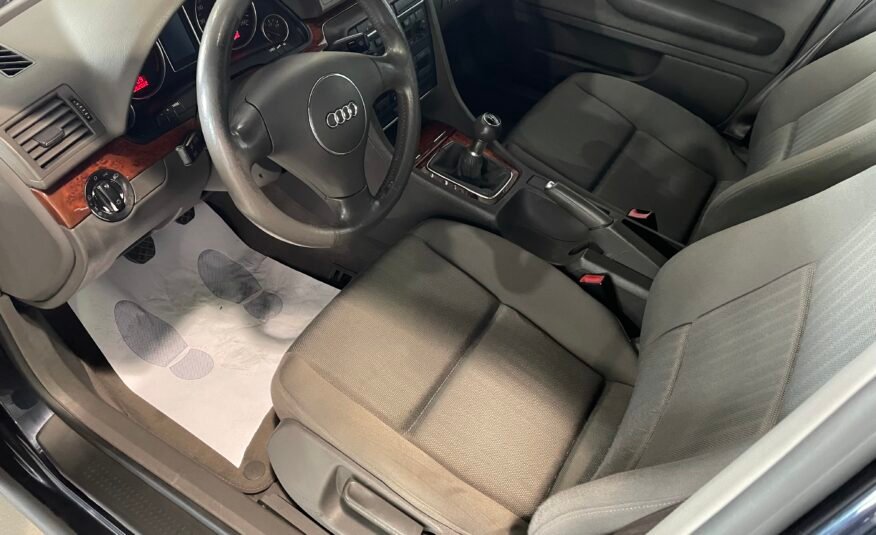 AUDI A4 1.8T QUATTRO