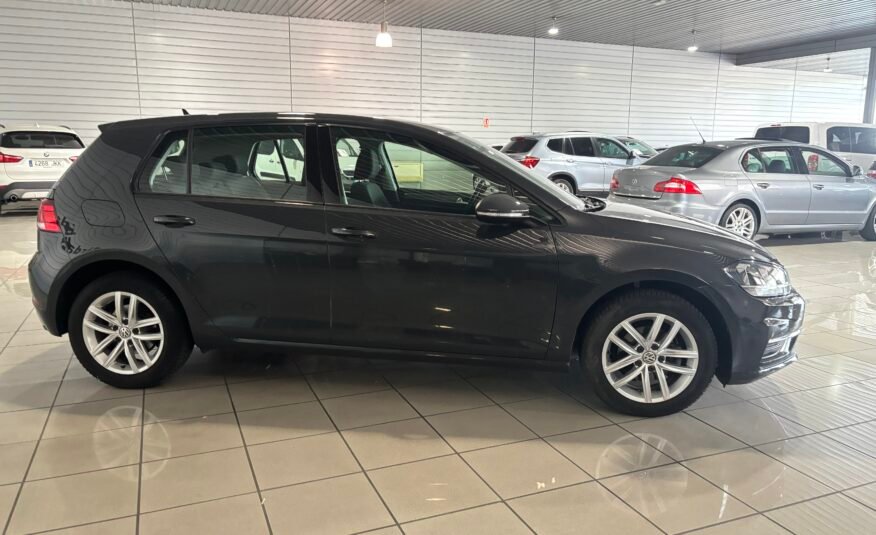 VOLKSWAGEN Golf 1.0 TSI