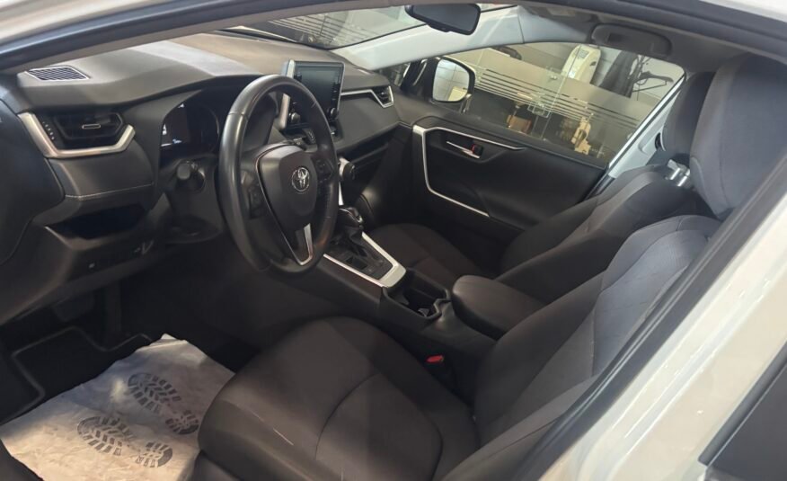 TOYOTA RAV-4 2.5I 220H