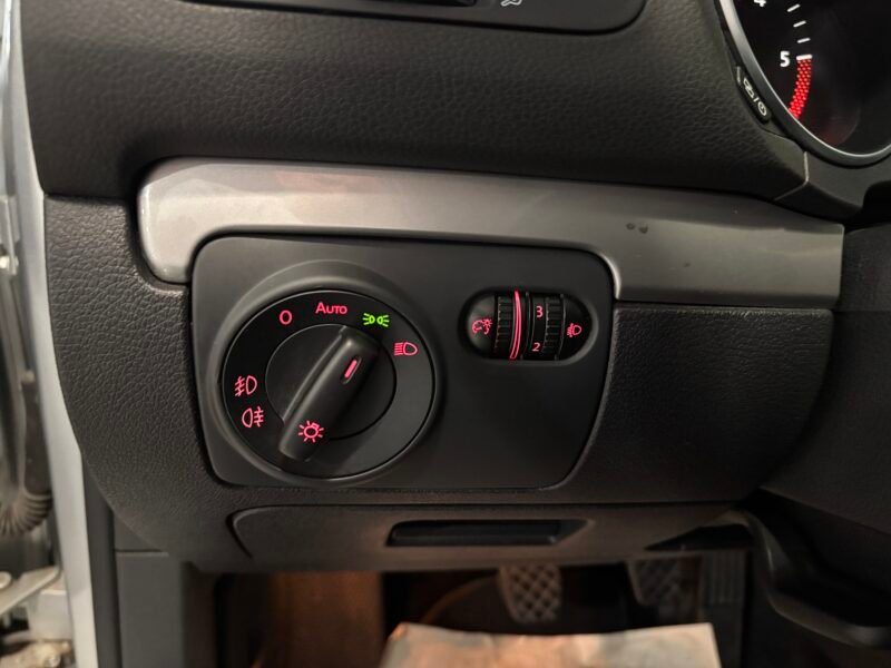 VOLKSWAGEN Golf 1.6 TDI 105CV RABIT