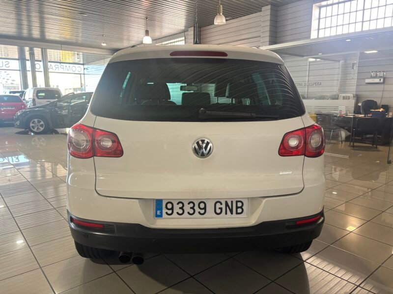 VOLKSWAGEN Tiguan 2.0 TDI 4MOTION TRIPTRONIC