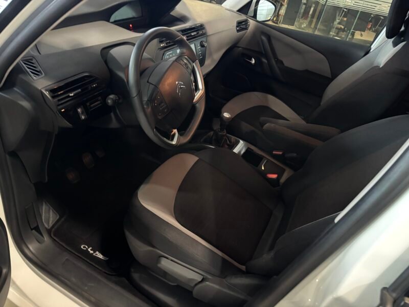 CITROEN Grand C4 Picasso 1.6 EHDI 115