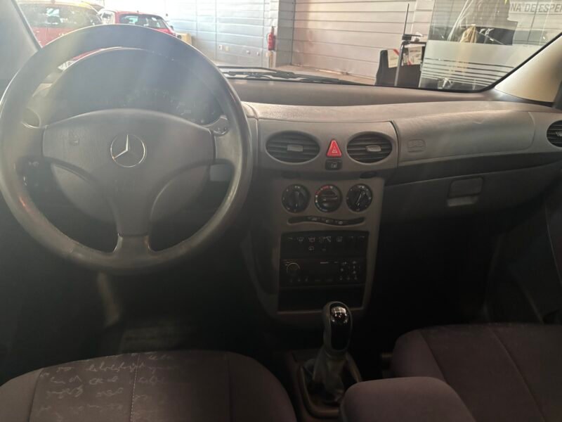 MERCEDES-BENZ Clase A 140