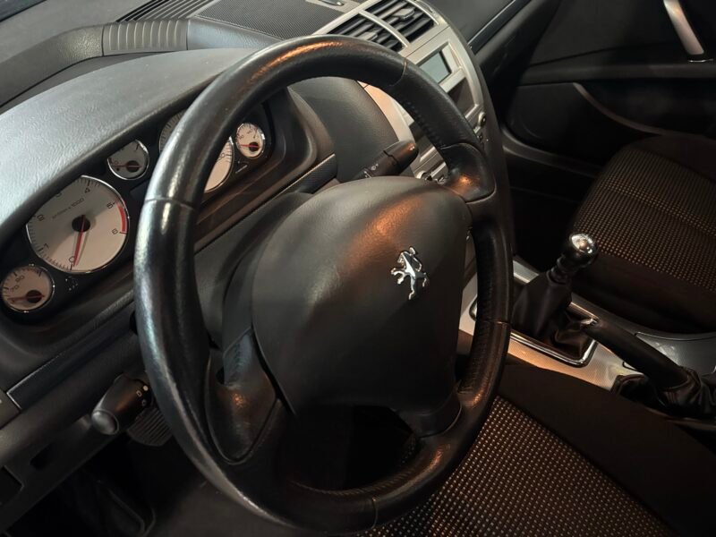 PEUGEOT 407 2.0 HDI CONFORT PACK