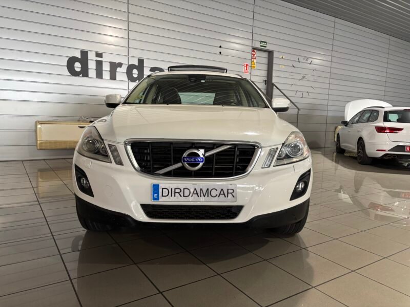 VOLVO XC60 2.4 D5 AWD