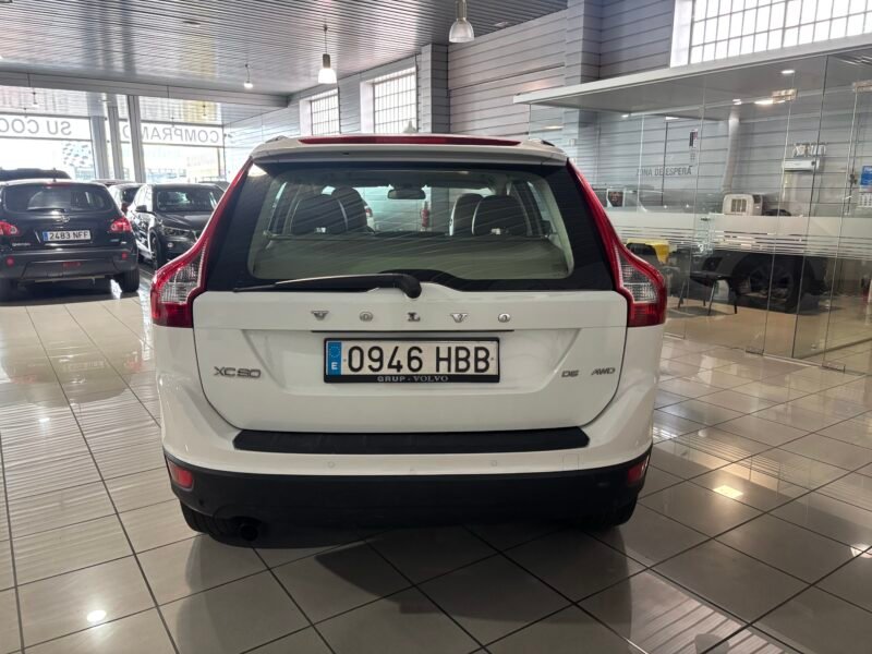 VOLVO XC60 2.4 D5 AWD