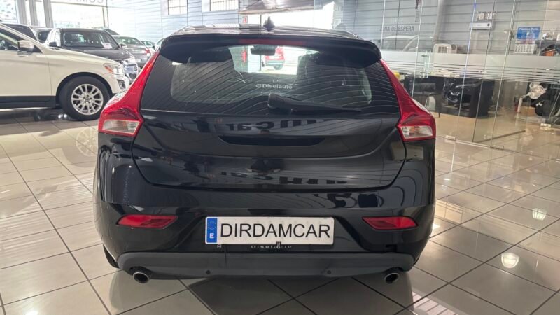 VOLVO V40 2.0 D D3