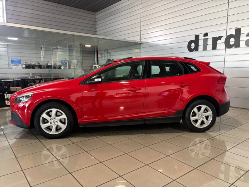 VOLVO V40 CROSS COUNTRY
