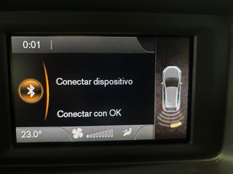 VOLVO V40 CROSS COUNTRY