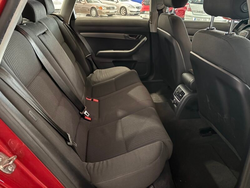 AUDI A6 3.0 TDI QUATTRO 233