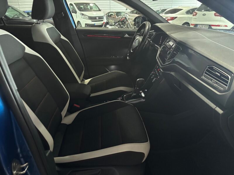 VOLKSWAGEN T-ROC 2.0 TSI SPORT DSG