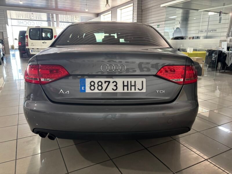 AUDI A4 2.0 TDI