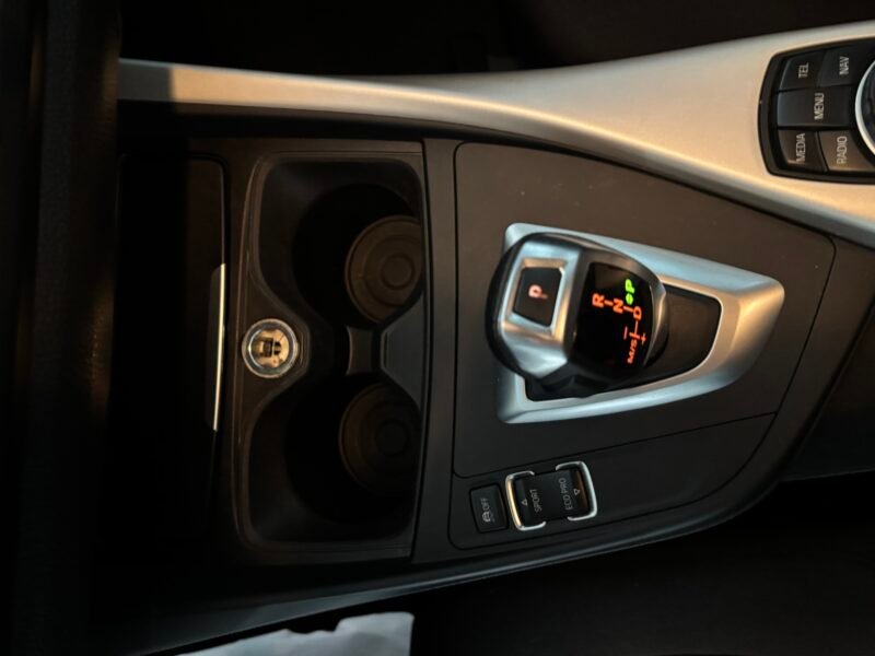 BMW SERIE 1 118i Auto