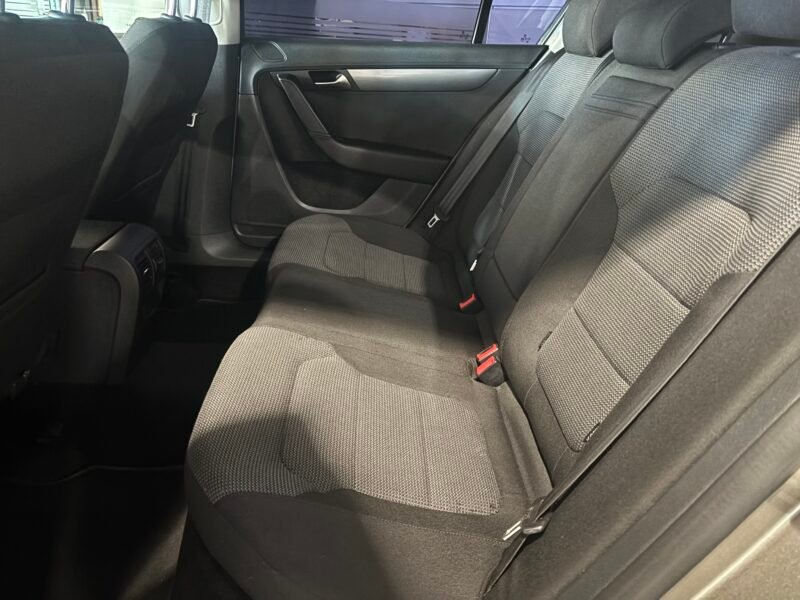 VOLKSWAGEN Passat 2.0 TDI