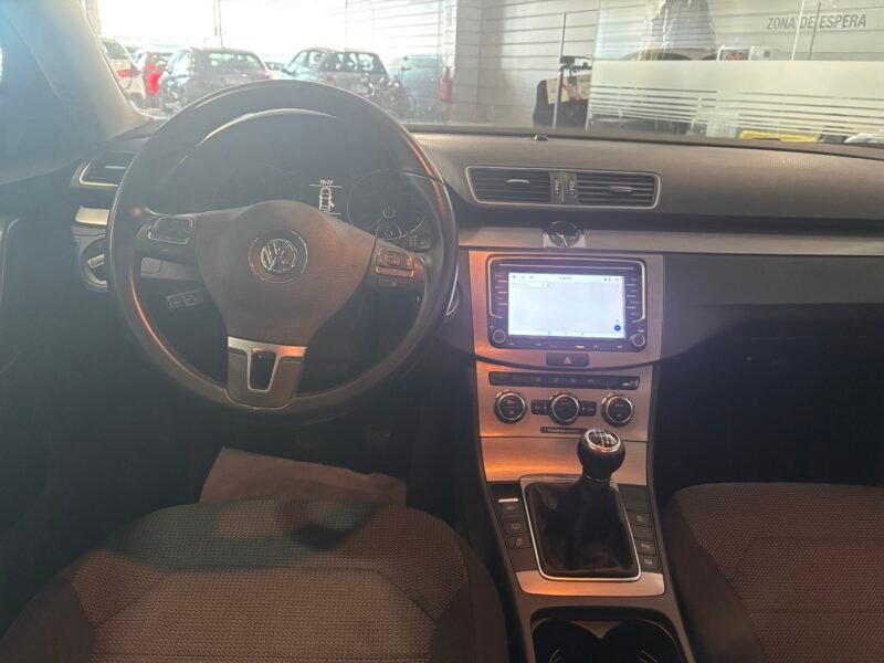 VOLKSWAGEN Passat 2.0 TDI