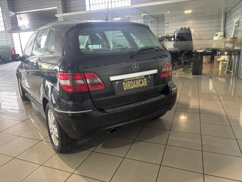 MERCEDES-BENZ CLASE B 180 CDI
