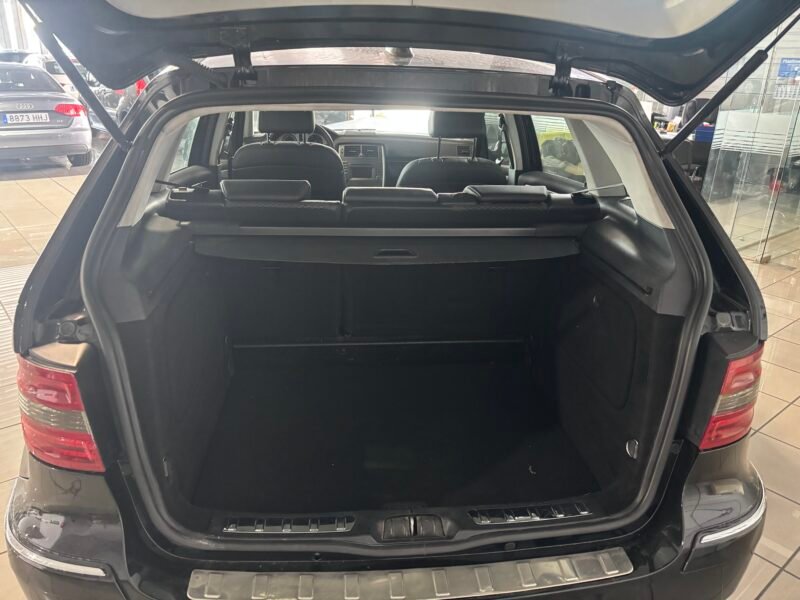 MERCEDES-BENZ CLASE B 180 CDI