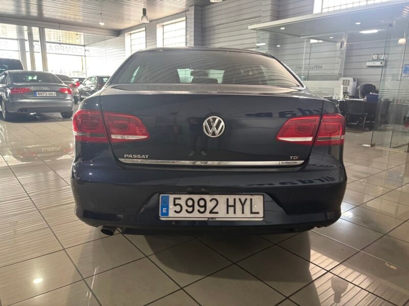 VOLKSWAGEN Passat 1.6 TDI