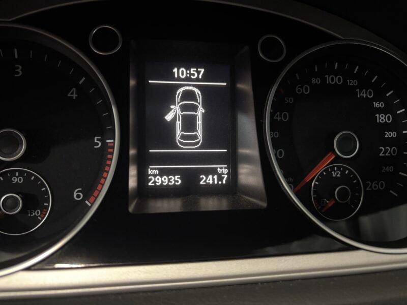 VOLKSWAGEN Passat 1.6 TDI