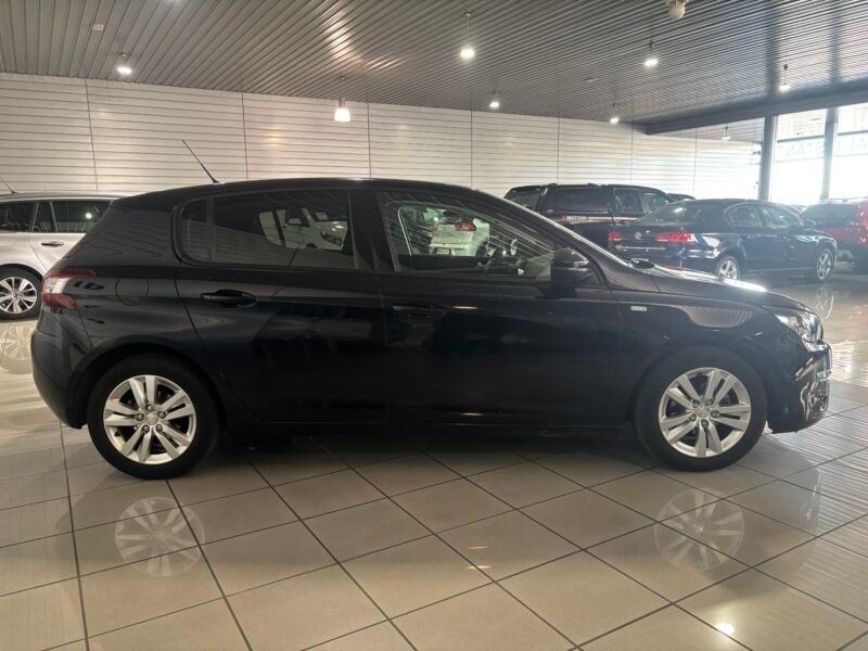 PEUGEOT 308 1.6 BLUE HDI