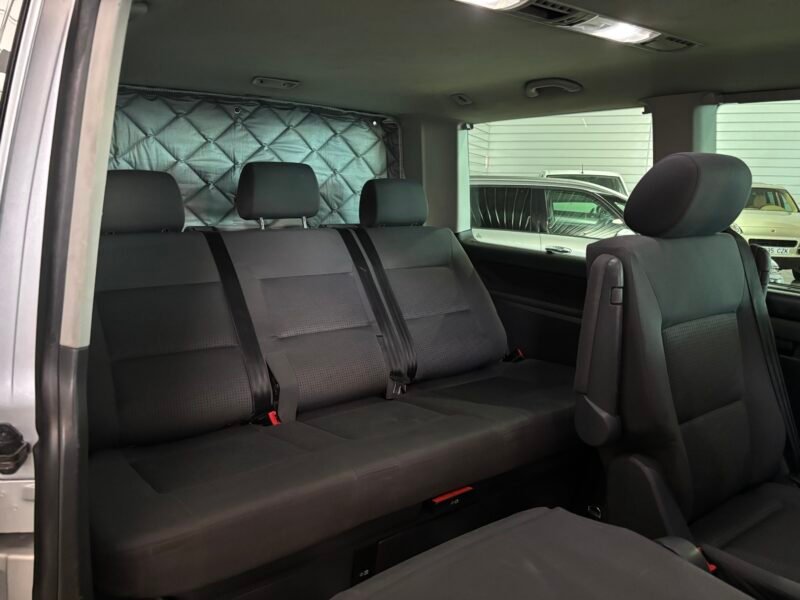 VOLKSWAGEN MULTIVAN T5 2.5 TDI 174